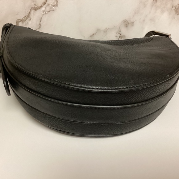 $17 K. Carroll: Gianna Crossbody Black Handbag w/RFID Vegan Leather - New - Picture 4 of 11